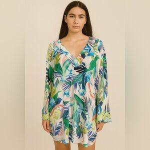 La Blanca Tropical Floral Tunic Top – Lightweight!